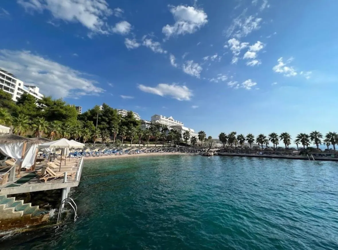 Belaire Luxury Apartment Sarande Albania