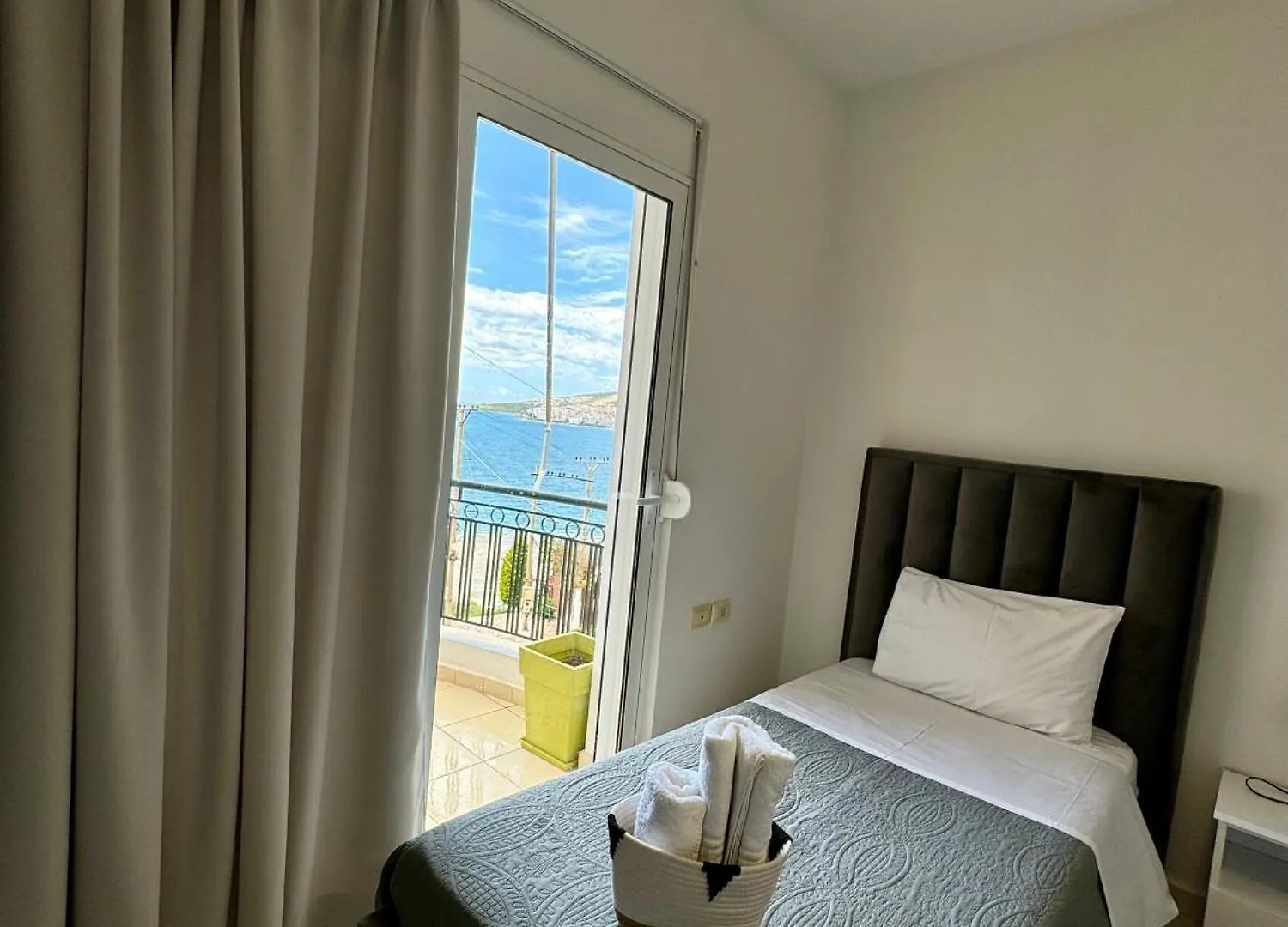 Belaire Luxury Apartment Sarande