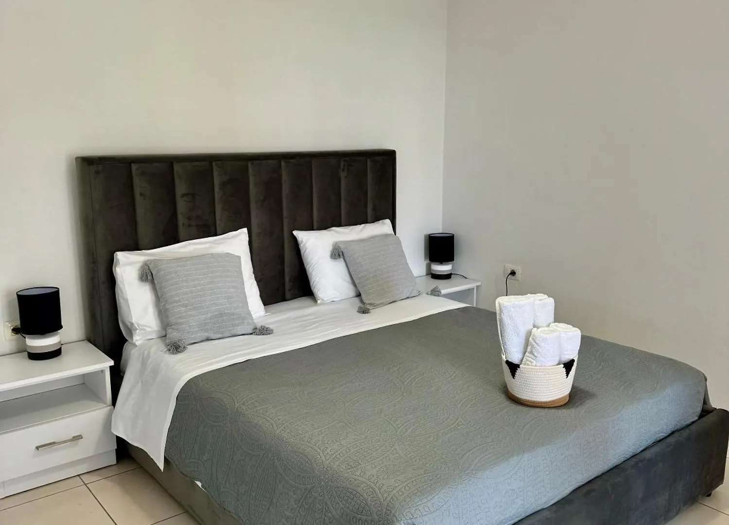 Belaire Luxury Apartment Sarande