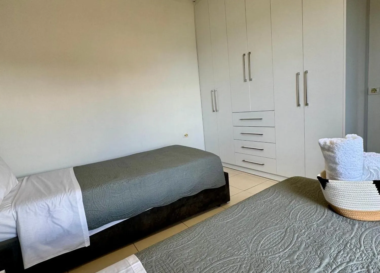 Belaire Luxury Apartment Sarande